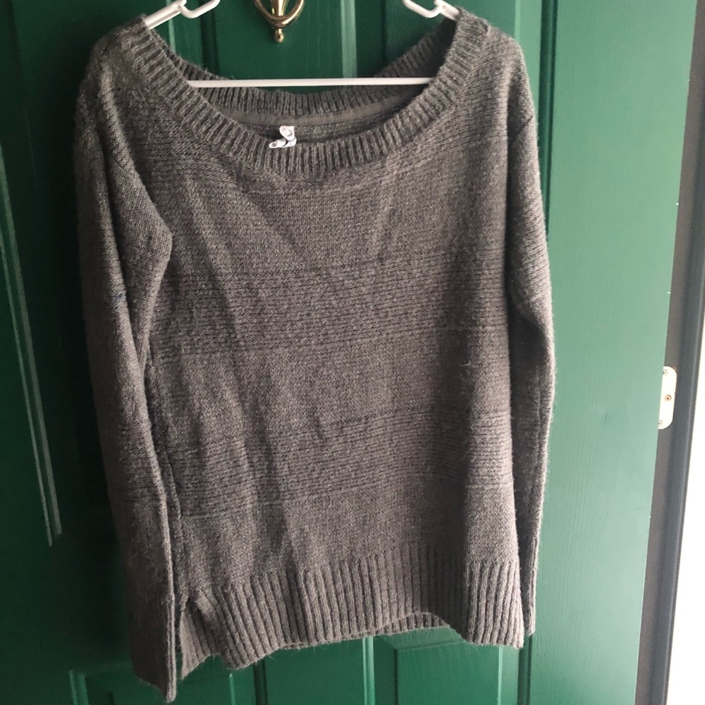 Grey sweater